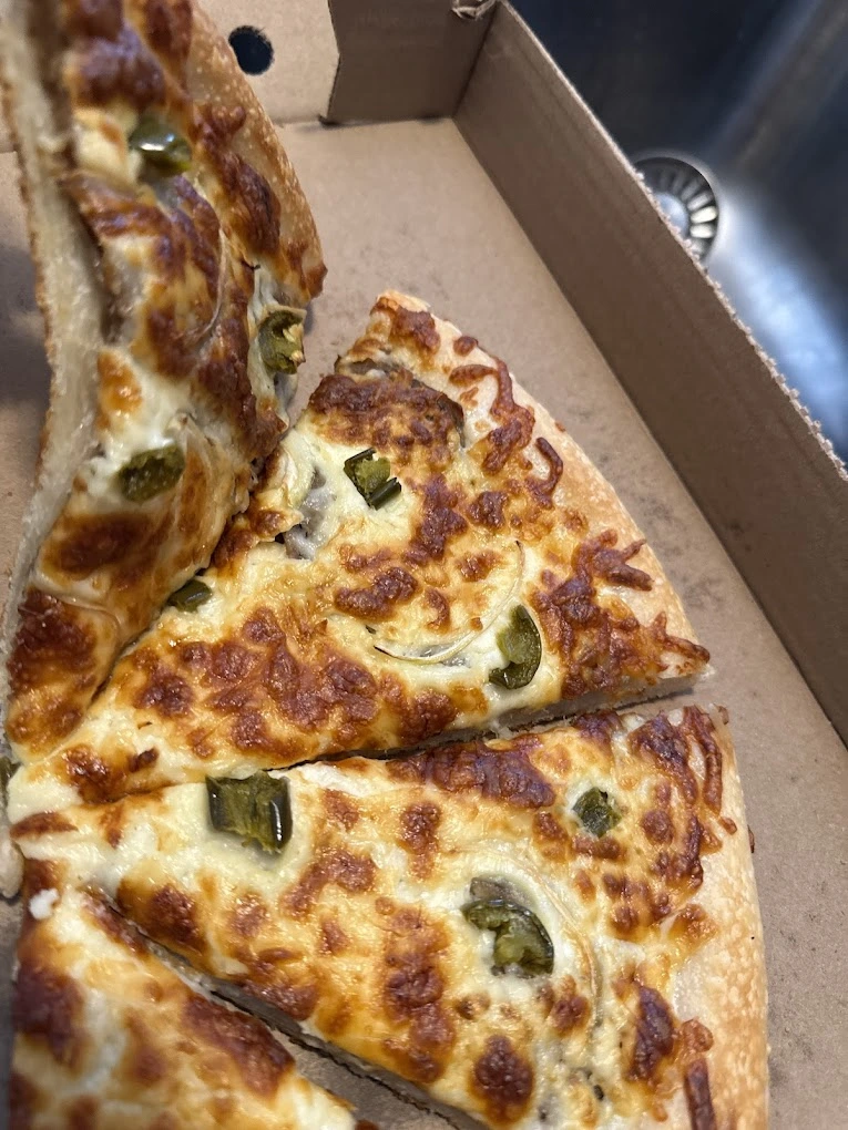 Best pizza restaurant in Innisfail, AB